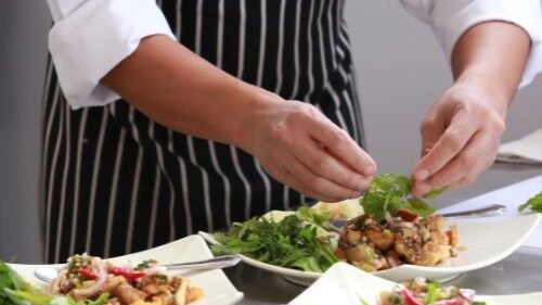 Creative gifts for foodies – kitchen gadgets and gourmet kits
